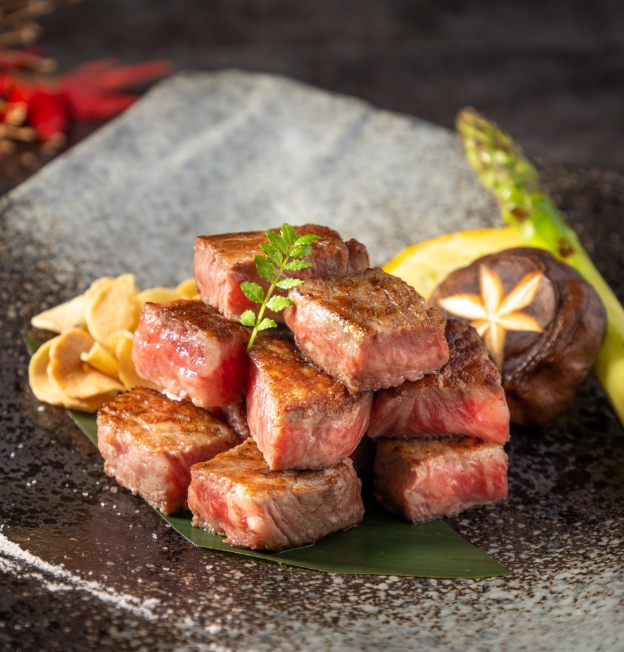 15% off on Senzuru Kinki & A5 Wagyu Beef × PALLISER EST Wine Dinner (17 Apr)